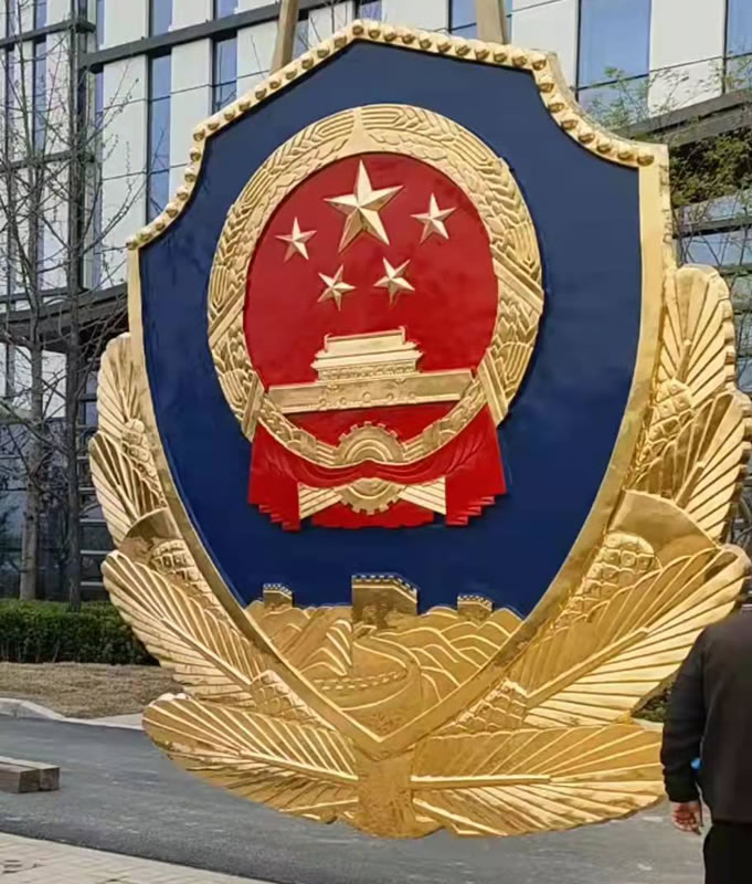 警徽在警察制服中的重要性與作用-52